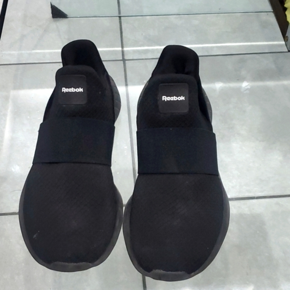 Reebok tenis shoes women